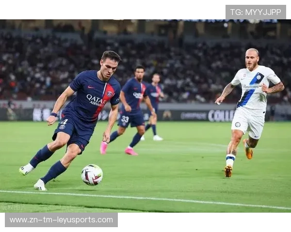 巴黎的前场强点不断制造威胁