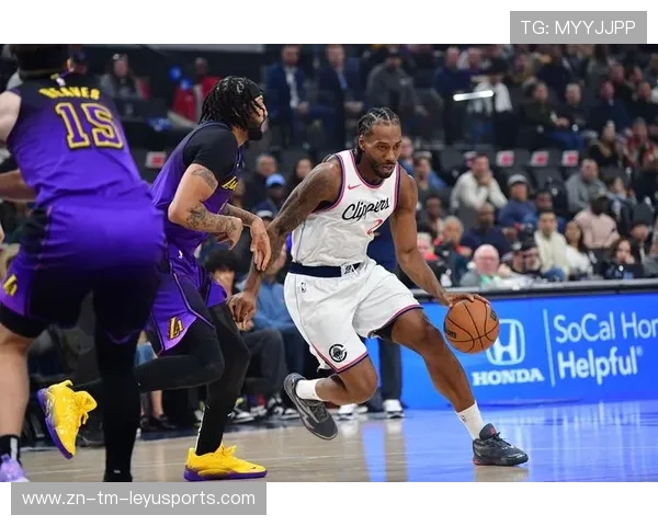 快船里夫斯冷静完成关键终结